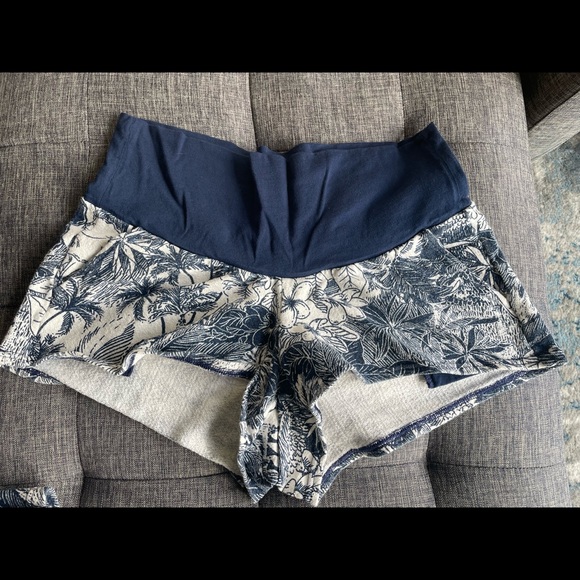 Old Navy Maternity Set - Picture 3 of 4